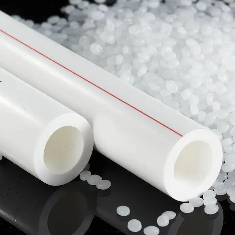Pipe composite: pourquoi est-ce une mise à niveau intelligente par rapport aux solutions de tuyauterie traditionnelles?