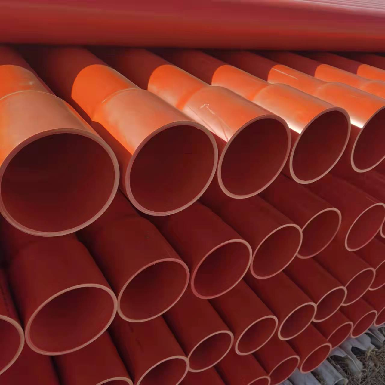CONDuit de câble UPVC ou CPVC Lequel est le meilleur?