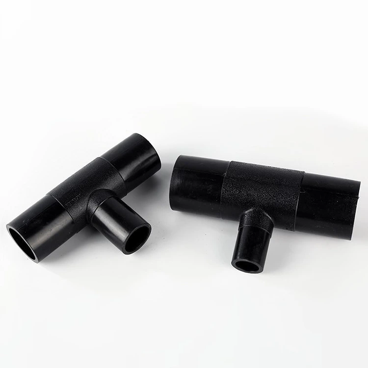 Réduire les raccords de tuyaux de tee pour le système d'eau